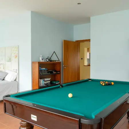 Casa *